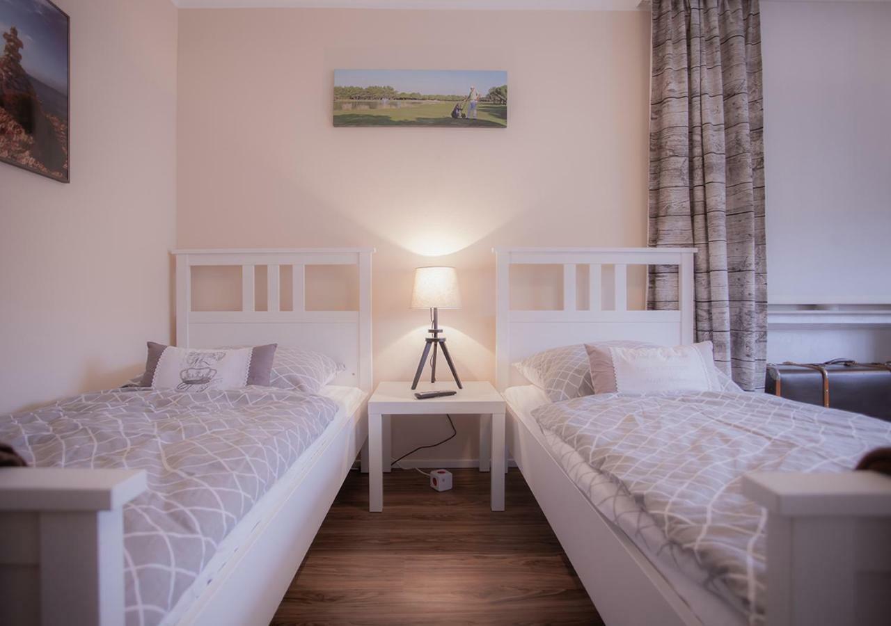 B&B Waldsolms Екстериор снимка