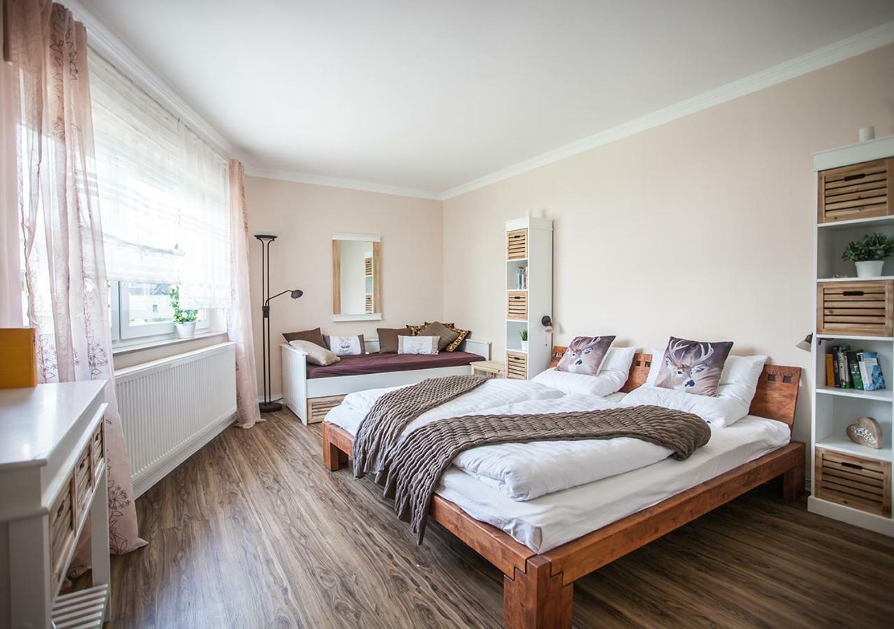 B&B Waldsolms Екстериор снимка